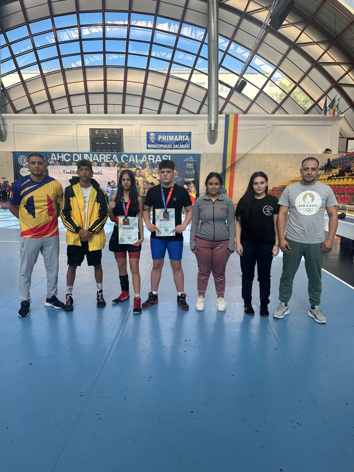 Club Scolar Sportiv Nr. 4 Își Scrie Povestea de Succes la Campionatul Național de Lupte: ''Talente în Ascensiune și Victorii Strălucitoare!”